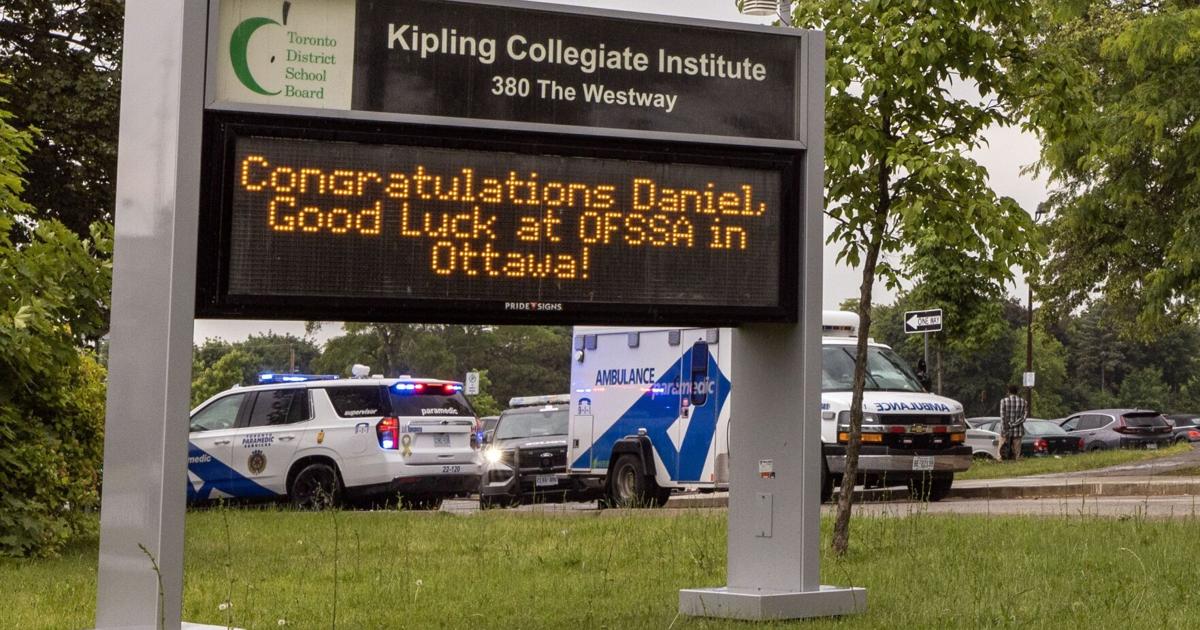Kipling Collegiate Institute Lockdown, Toronto, Ontario, Reports of Person with a Gun Prompts Lockdown